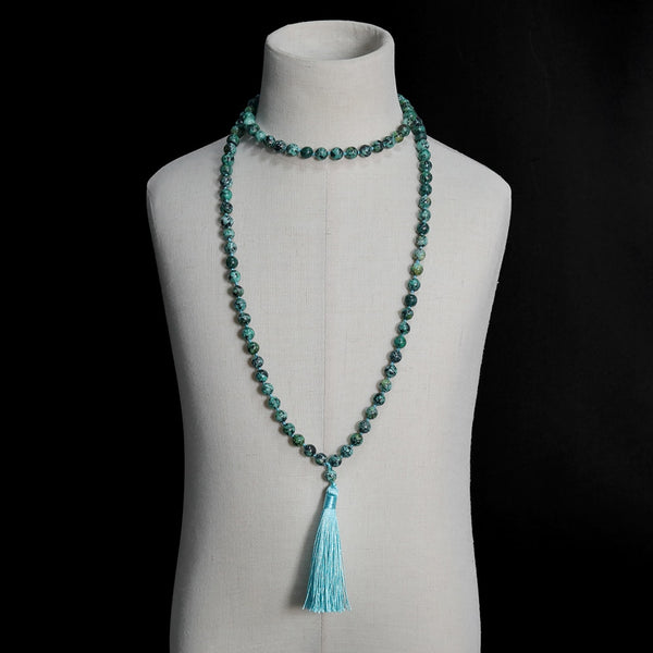 Collar anudado con mala 108 cuentas de turquesa africana