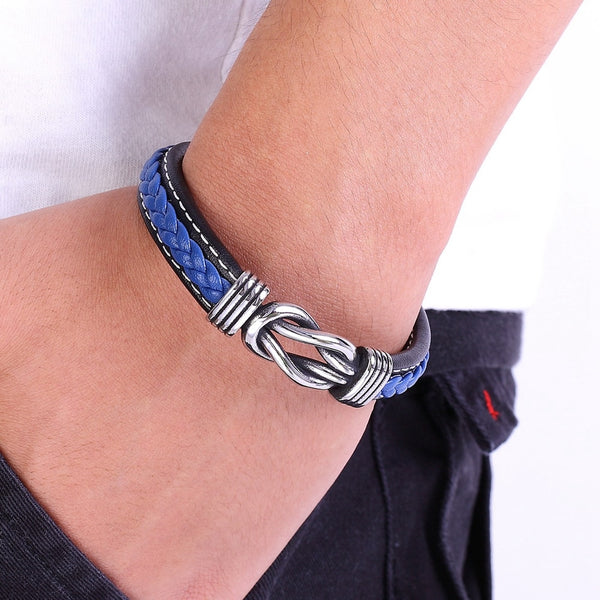Pulsera de cuero para hombre con accesorios gráficos irregulares de lujo de moda