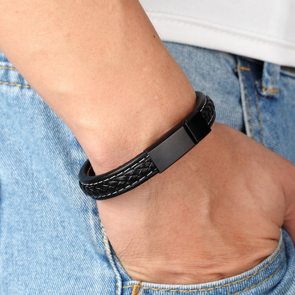 Pulsera de cuero genuino con hebilla vintage y textura de cuadrícula moderna