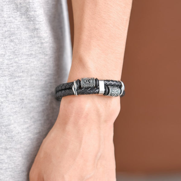 Pulsera de cuero de acero inoxidable de doble capa con brújula vikinga y amuleto de runas nórdicas para hombre