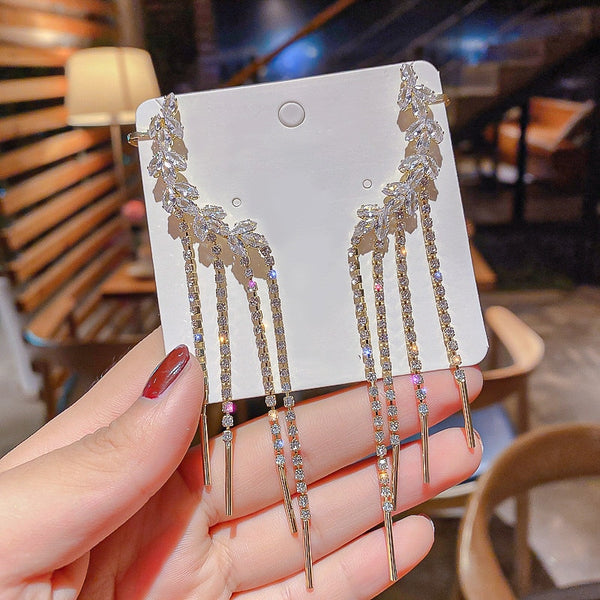 Pendientes de cristal de circón con forma de hoja para mujer, bisutería, pendientes largos con borla y clip para la oreja con diamantes de imitación.