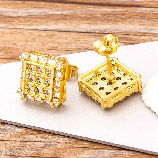 Pendientes clásicos cuadrados brillantes de color dorado