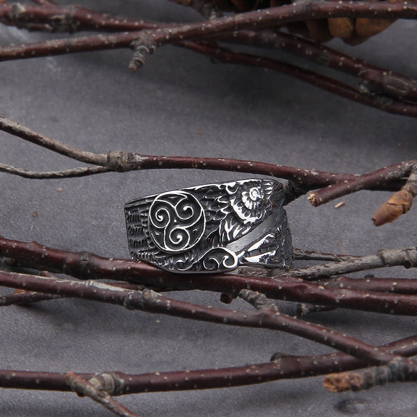 Anillos de acero inoxidable con diseño de cuervo vikingo que nunca se decoloran