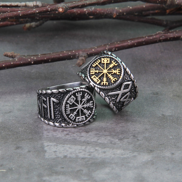 Anillo nórdico Aegishjalmur de acero inoxidable con el Yelmo de Odín que nunca se desvanece