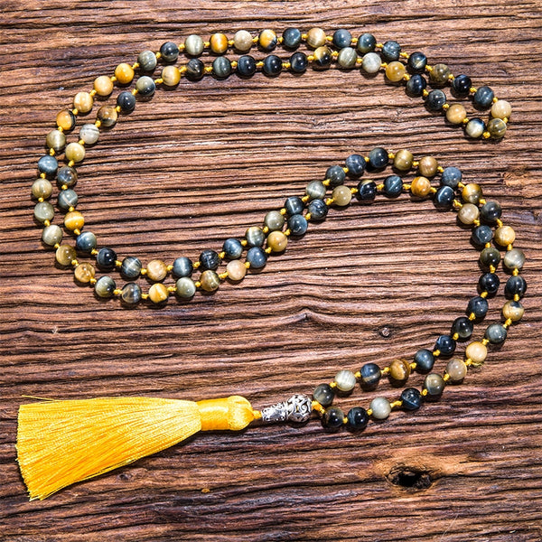 Collar de japamala de 8 mm con cuentas de ojo de tigre natural y nudo 108