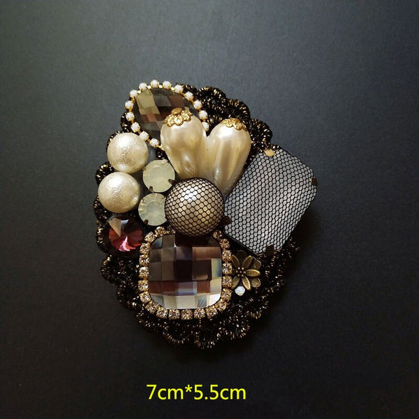 Vintage Baroque Court Wind Badge Fringe Brooch