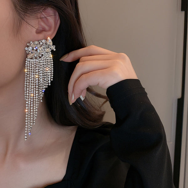 Pendientes largos geométricos con borlas para mujer
