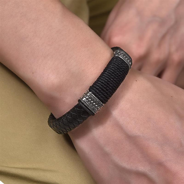 Pulsera de cuero genuino para hombre, cierre magnético de acero inoxidable, brazaletes con dijes hechos a mano.