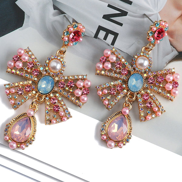 Pendientes colgantes con lazo rosa dulce y incrustaciones de metal, perlas de imitación y cristales de colores para mujer