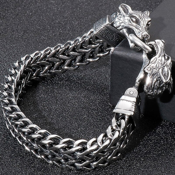 Pulsera de acero inoxidable con diseño de cabeza de lobo doble estilo punk rock para hombre.