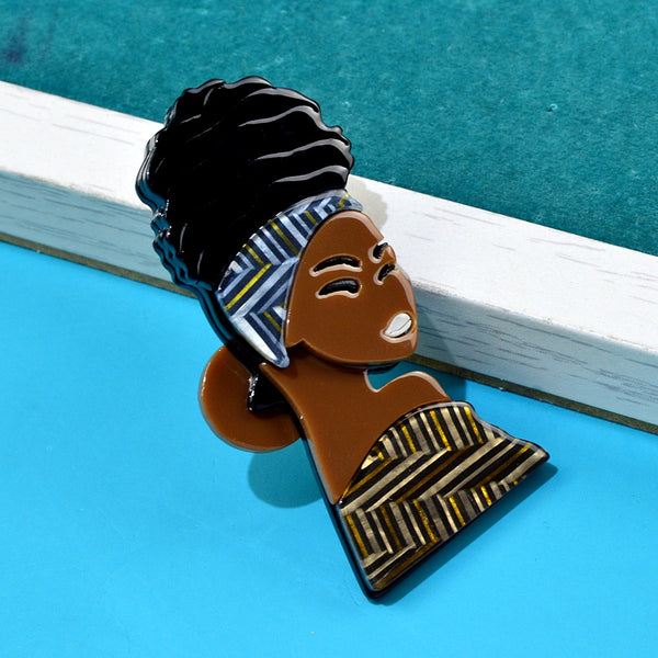 Personality Africa Sexy Lady Figure Brooch Pins For Women Girls Cute Cartoon Acrylic Brooches
