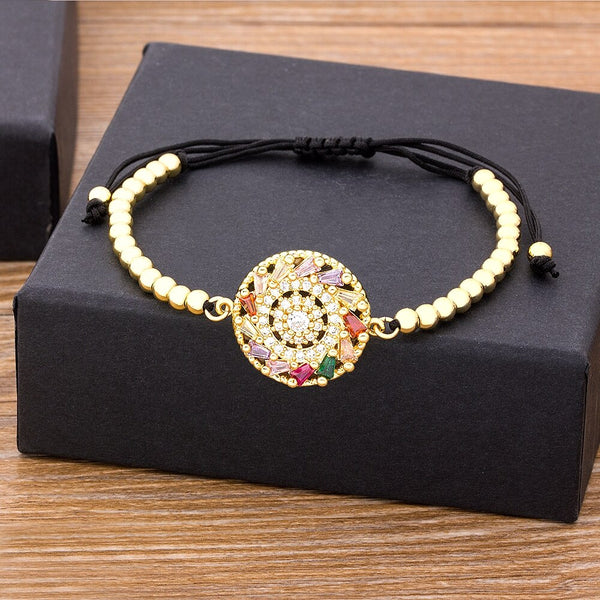 Nuevas pulseras de cuentas con dijes hechas a mano para mujer