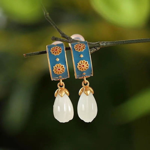 Pendientes creativos de estilo antiguo con jade hetiano natural de diseño original