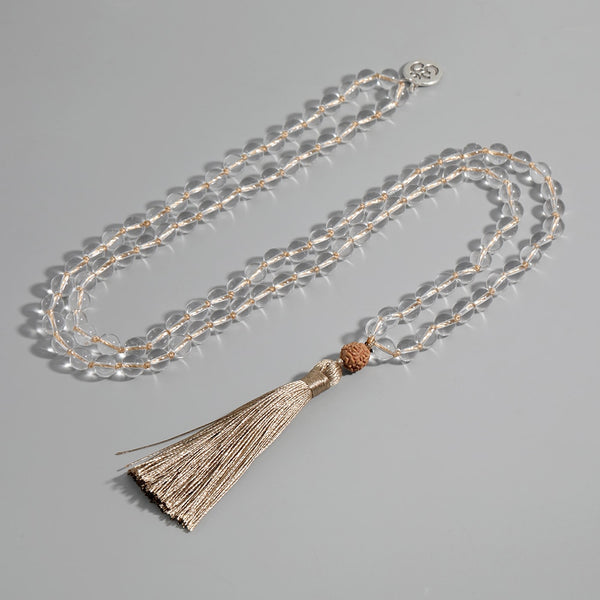 Collar largo anudado hecho a mano con cuentas de cristal blanco de 8 mm y 108 Mala para mujer