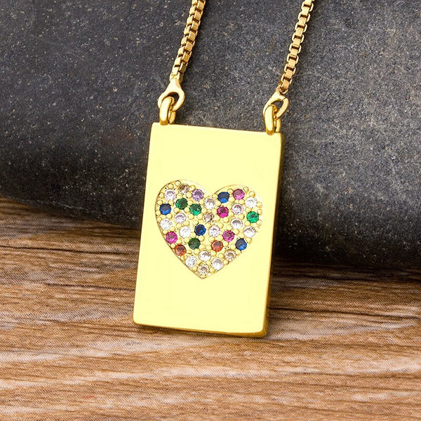 Nuevo colgante de corazón relleno con 11 estilos para mujer