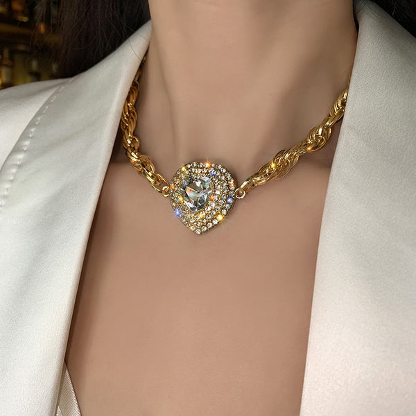 Fashion Golden Heart Crystal Choker Necklaces for Women Geometric Chain Necklaces