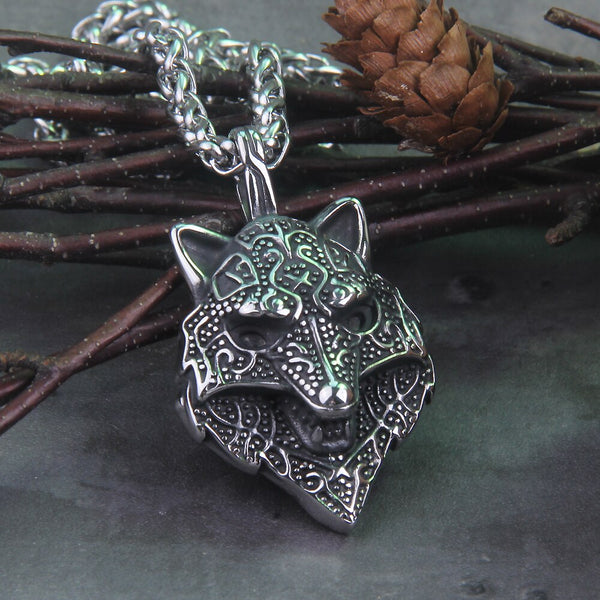 Collar con amuleto vikingo nórdico de acero inoxidable que nunca se decolora con cabeza de lobo escandinava.