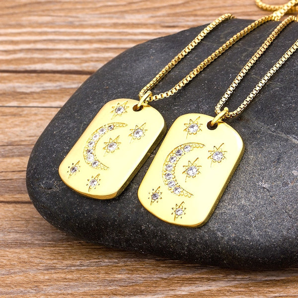 Nuevo diseño de colgante de luna y estrella para mujer, con diamantes de imitación, cadena larga, collar de cobre y circonita.