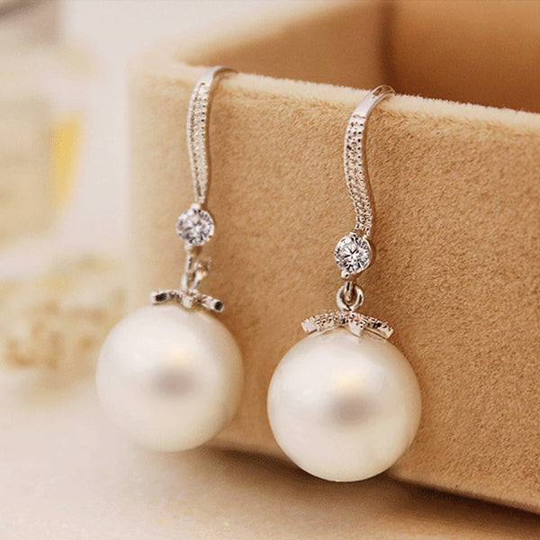 Classic Imitation Pearl Women Drop Earrings