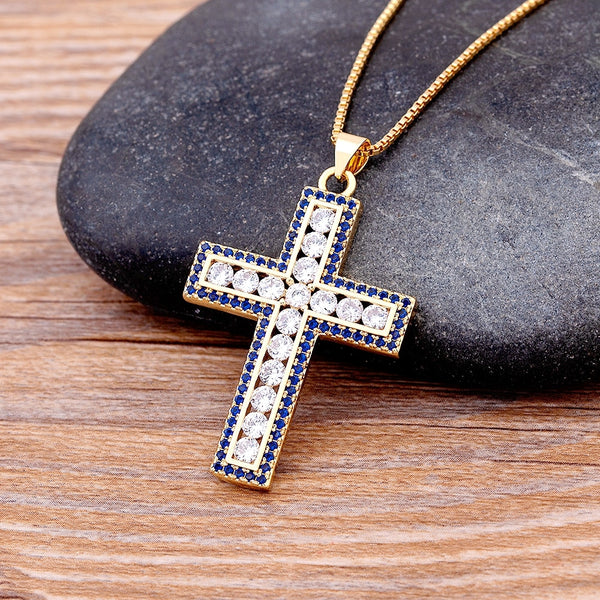 Nuevo colgante de cruz de circonita para mujer de moda
