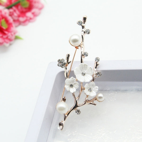 Natural Plum Blossom Brooches Pins For Women