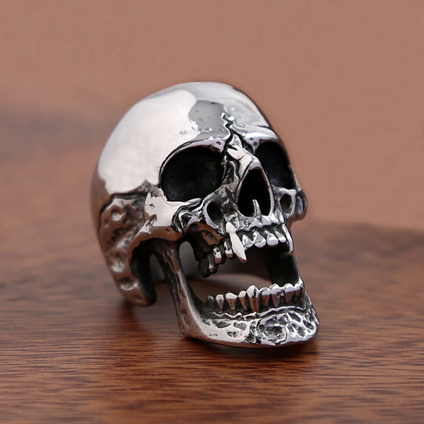 Anillo gótico vintage de acero inoxidable con calavera de vampiro para hombre