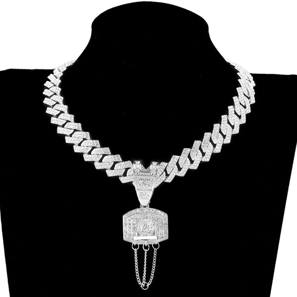 Collares colgantes con marco de baloncesto de estilo hip hop con detalles helados