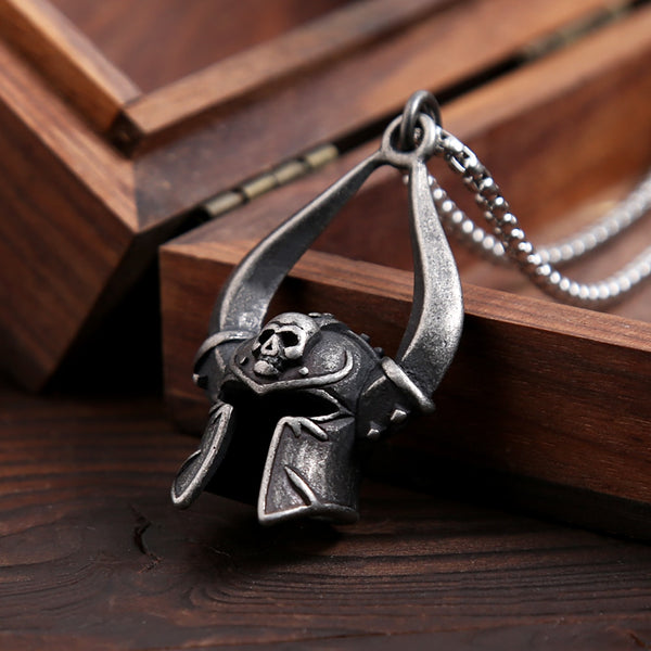 Collar con colgante de máscara de calavera de acero inoxidable estilo punk vintage para hombre, nuevo diseño