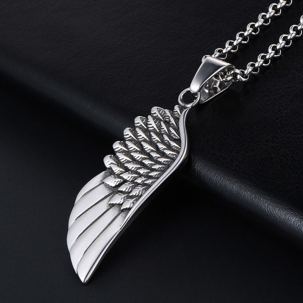 Collar con colgante de alas de ángel y plumas de estilo retro para hombre