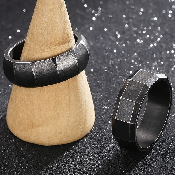 Anillos negros vintage para hombre Anillo de acero inoxidable macizo para hombre
