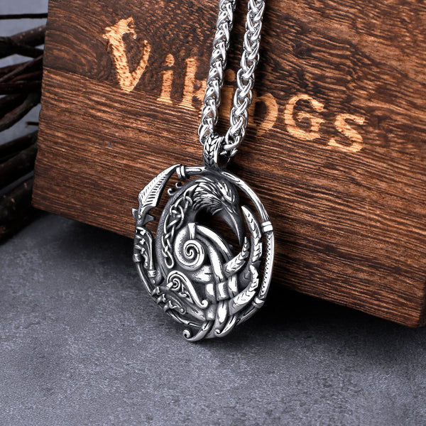 Collar de acero inoxidable con flecha de cuervo vikingo para hombre