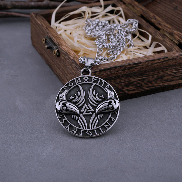 Collar vikingo de acero inoxidable con cuervo y runas de Odín para hombre