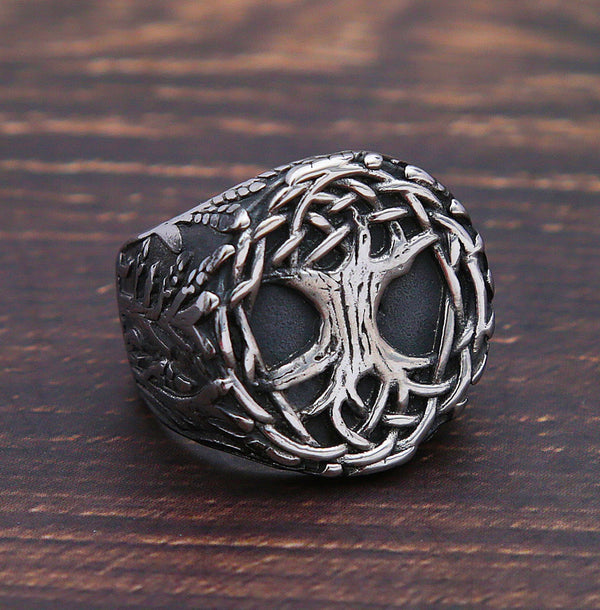 Anillos vikingos de acero inoxidable desgastados con el árbol de la vida para hombre