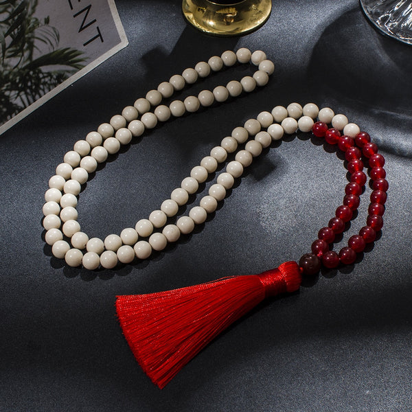 Collar Mala 108 con cuentas de ágata roja fósil blanca de 8 mm