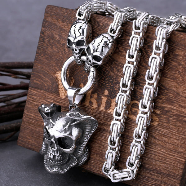 Colgante de calavera de rey serpiente de acero inoxidable con collar cuadrado de calavera