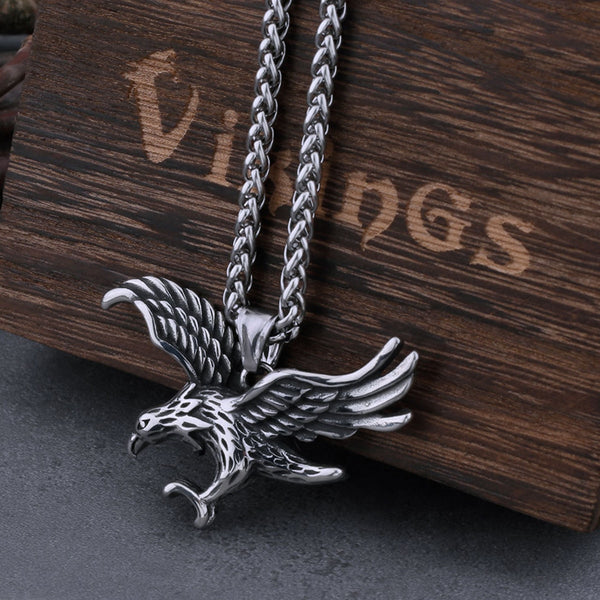 Collar de alas de águila retro de acero inoxidable para hombre
