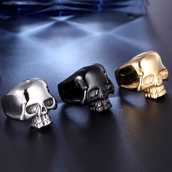 Anillo de calavera gótica simple para hombre, de acero inoxidable, color dorado, negro y plateado.