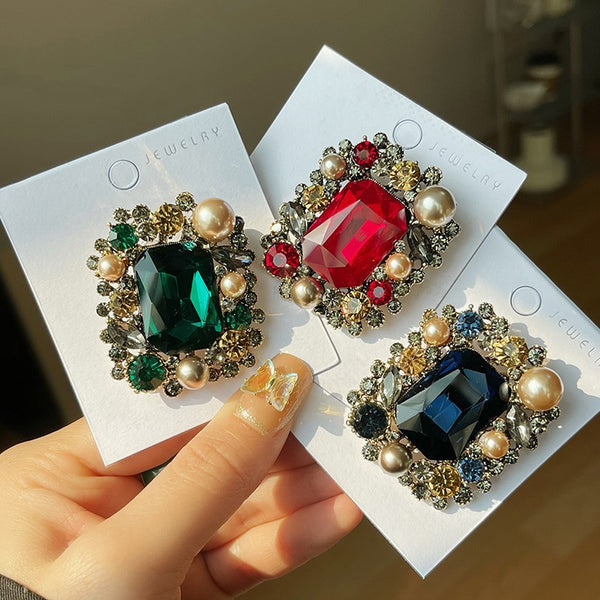 Women Trendy Classic Pearl Crystal Square Brooch Pin