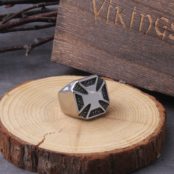 Anillo en forma de cruz que nunca se descolora para hombre