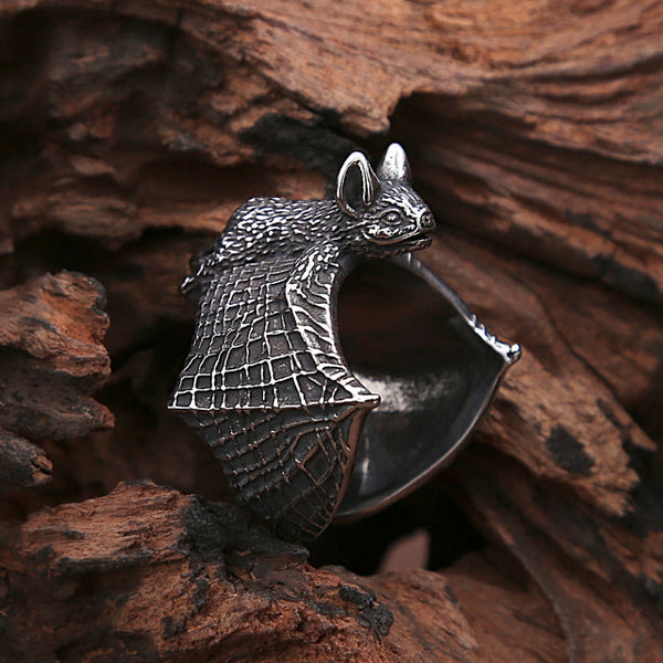 Nuevo anillo gótico de murciélago de acero inoxidable 316L para hombres y mujeres
