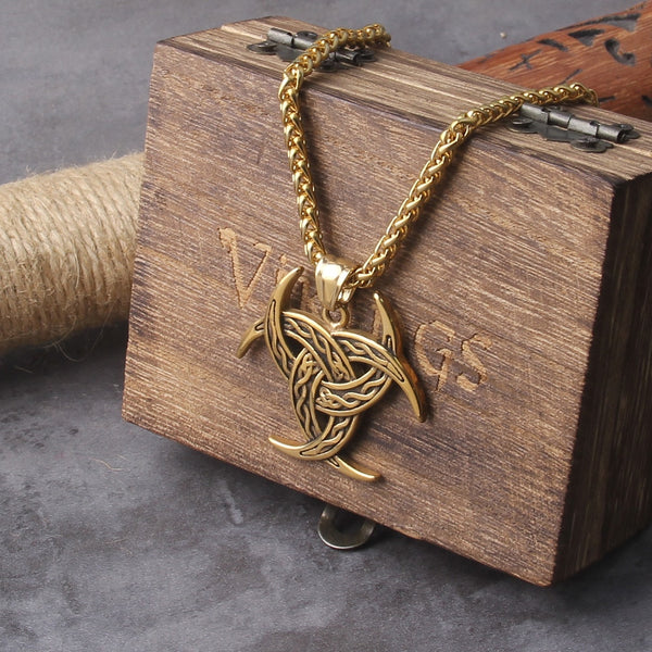 Collares vikingos Trinity de acero inoxidable con amuleto de runas nórdicas neopaganas que nunca se desvanecen