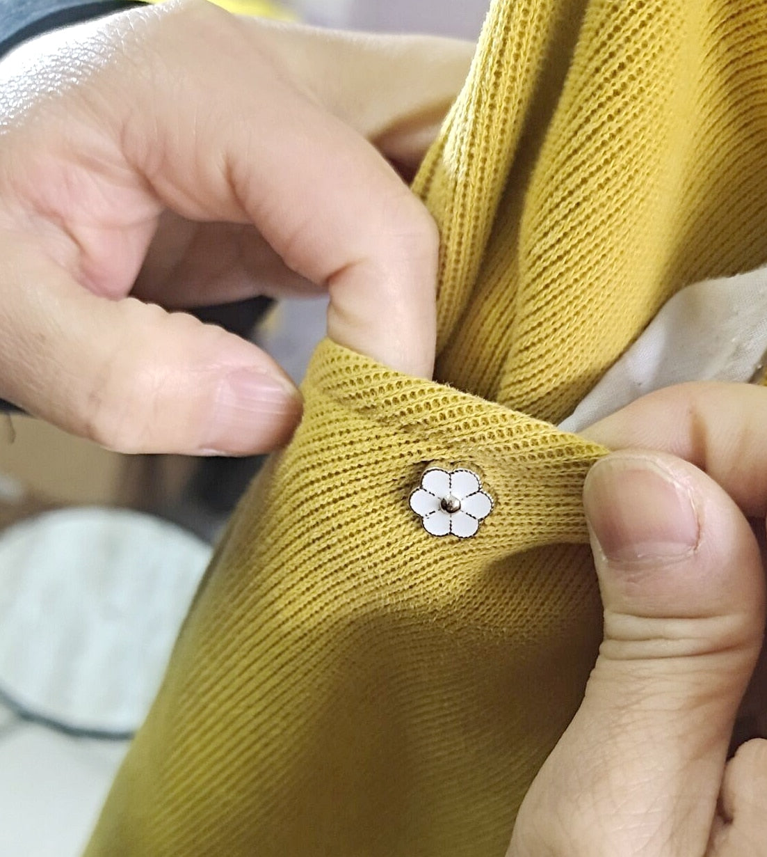 New 30PCS Women Shirt Brooch Buttons No Sew Safety