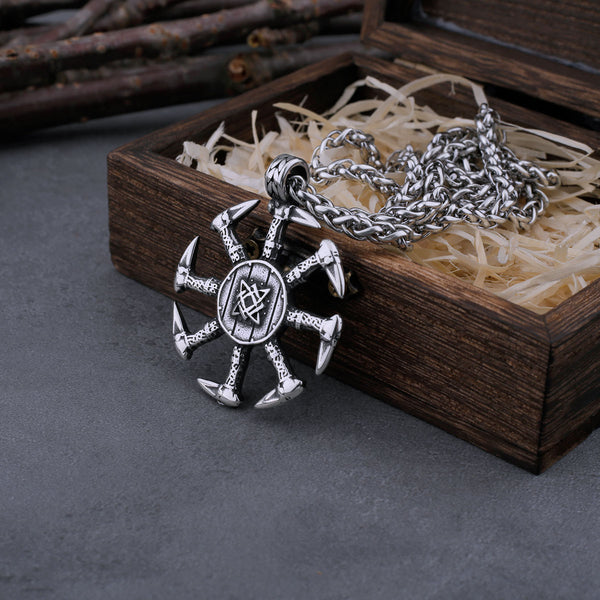 Collar vintage vikingo con nudo Kolovrat y daga solar para hombre