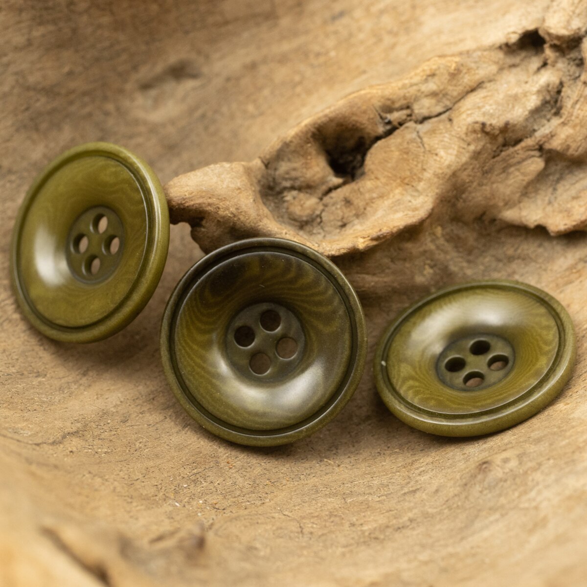 6pcs Grass Green Vintage Bowl Shape Corozo Buttons