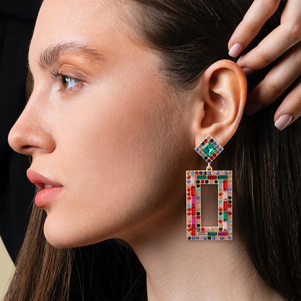 Nuevos pendientes elegantes de flores con diamantes de imitación de seda para mujer