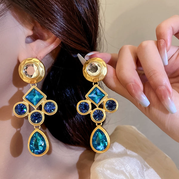 Pendientes grandes de cristal azul con personalidad, nuevos y modernos, con personalidad.