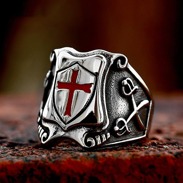 Anillos de moda vintage con escudo de la Cruz Roja de los Caballeros Templarios