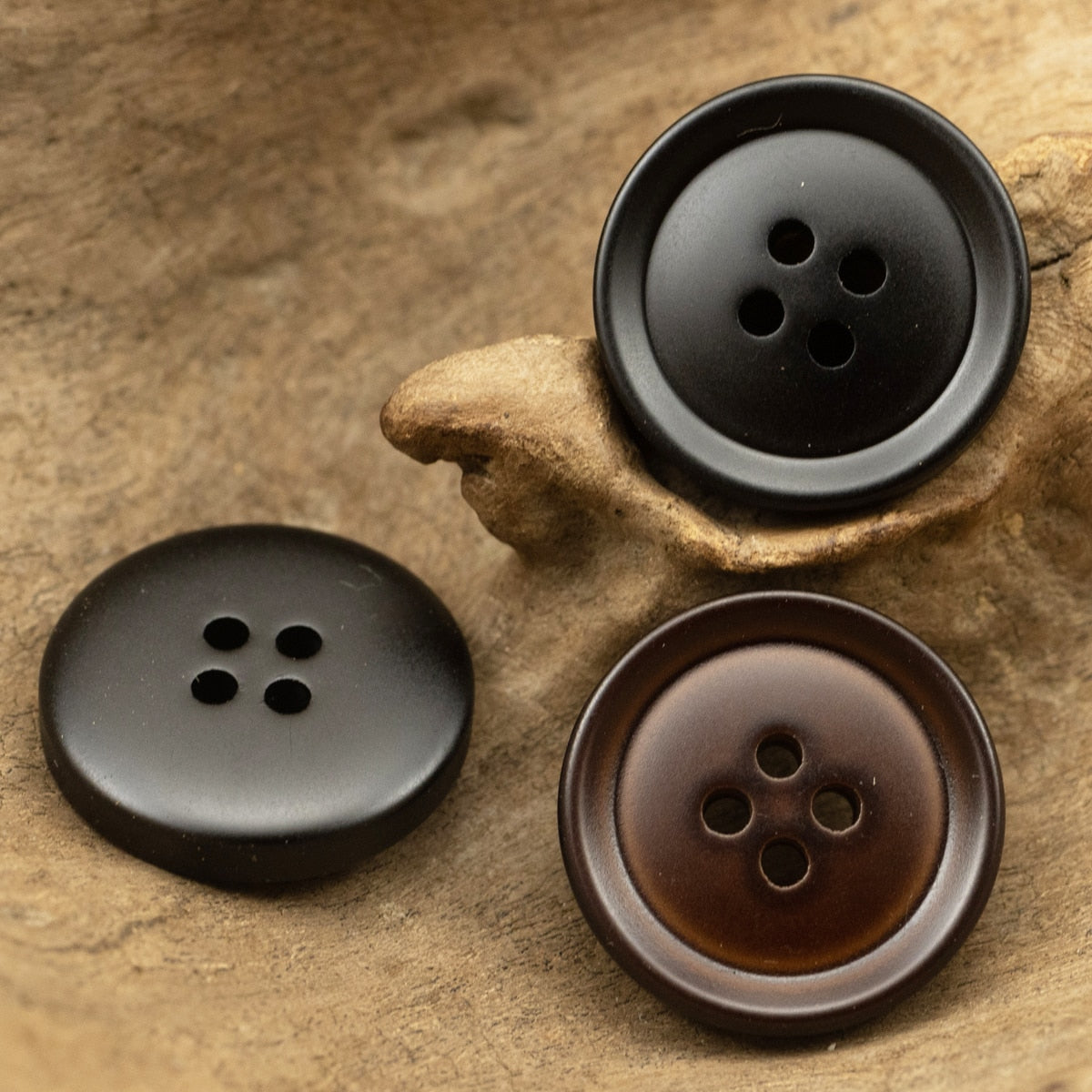 10pcs Brown Matte Button Four Hole Black Sewing Accessories