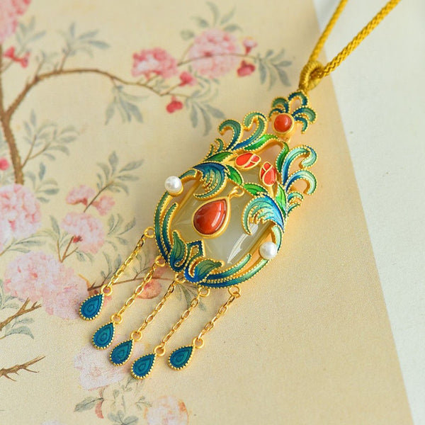 Colgante de collar con borla de esmalte de jade hetiano natural