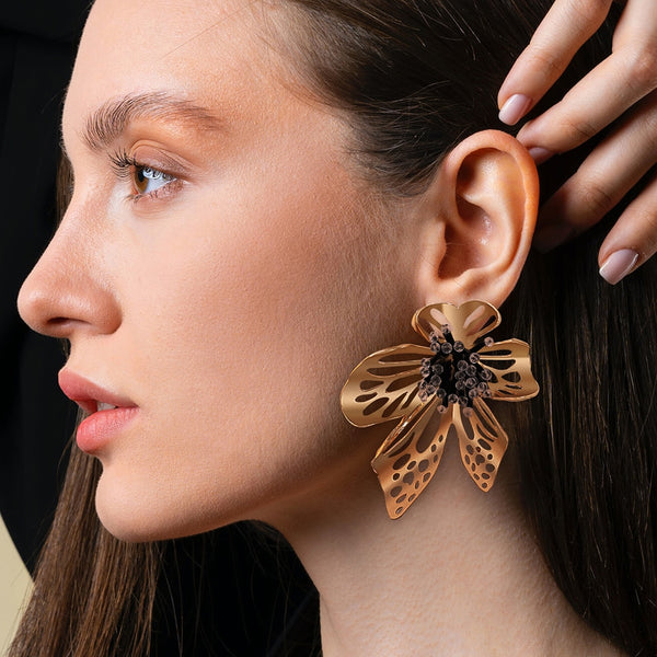 Fashion Metal Flower Drop Earrings For Women
